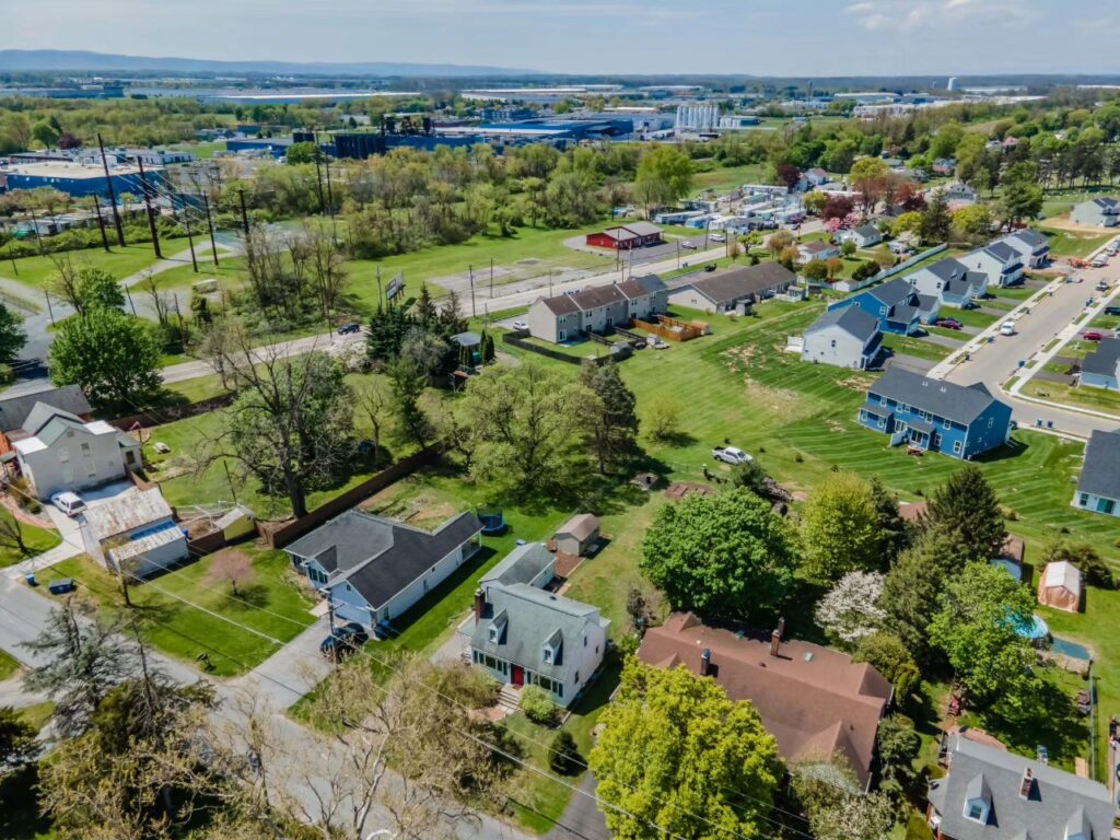 aerial drone image of 18 meeting house rd in carlisle, pa